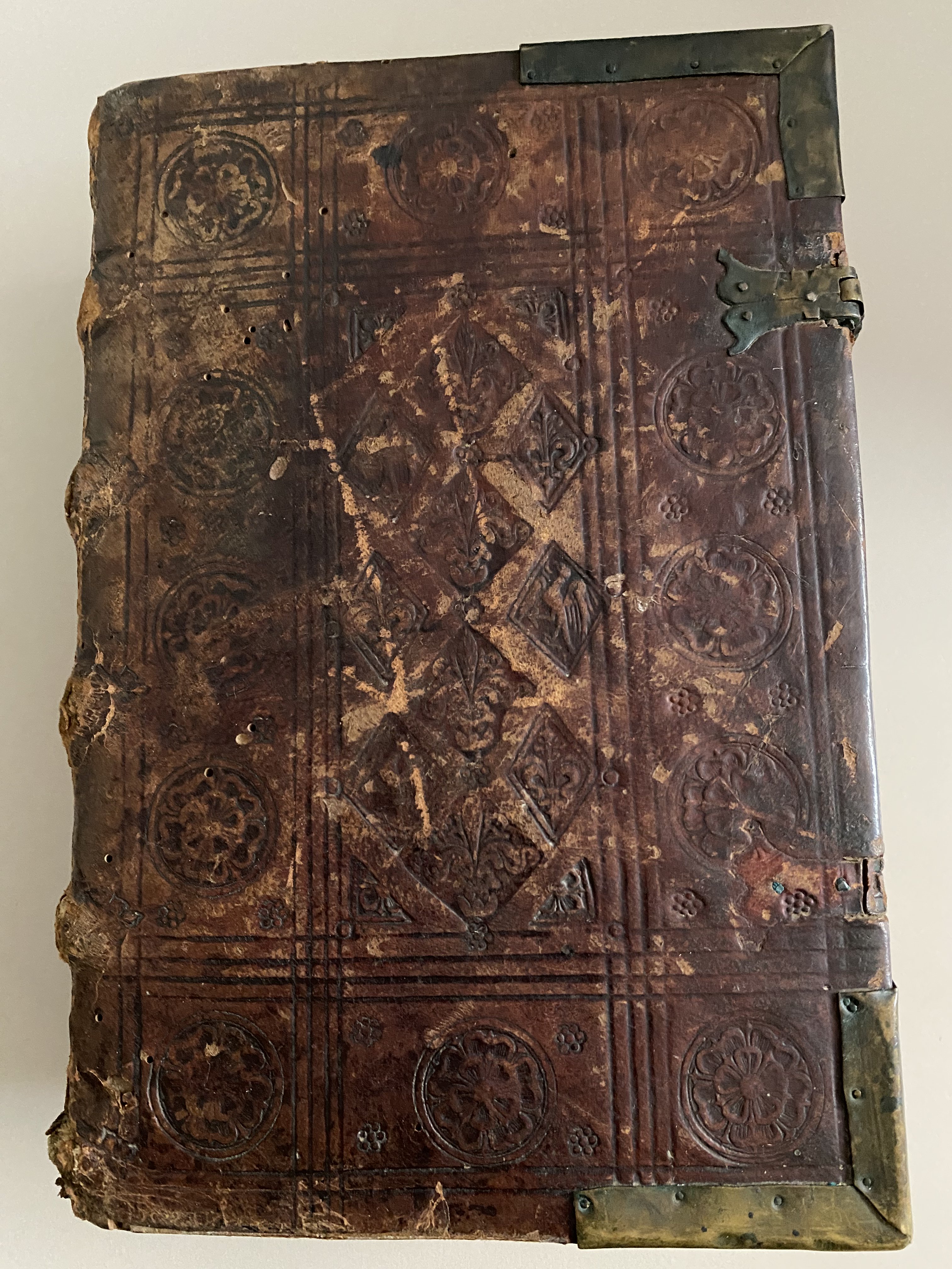Image Description for https://www.hist-einband.de/Bilder/HAB/8° Cod. Ms. theol. 219 VD.jpg